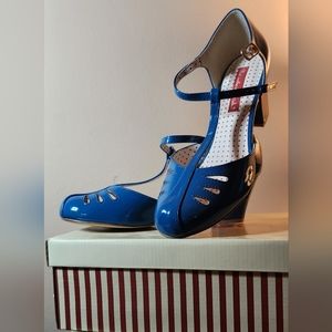 40's Inspired Front T-Strap Heel